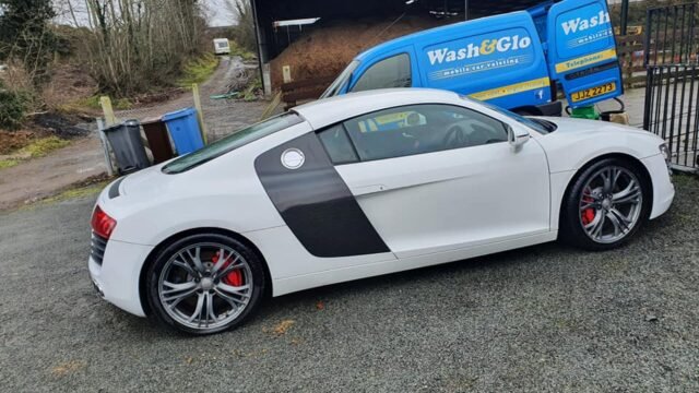 Wash  Glo-Mobile-Valeting-2